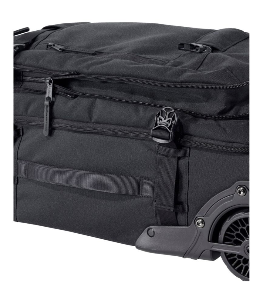 Continental Expandable Rolling Pullman Carry-On, 22" - US 8326