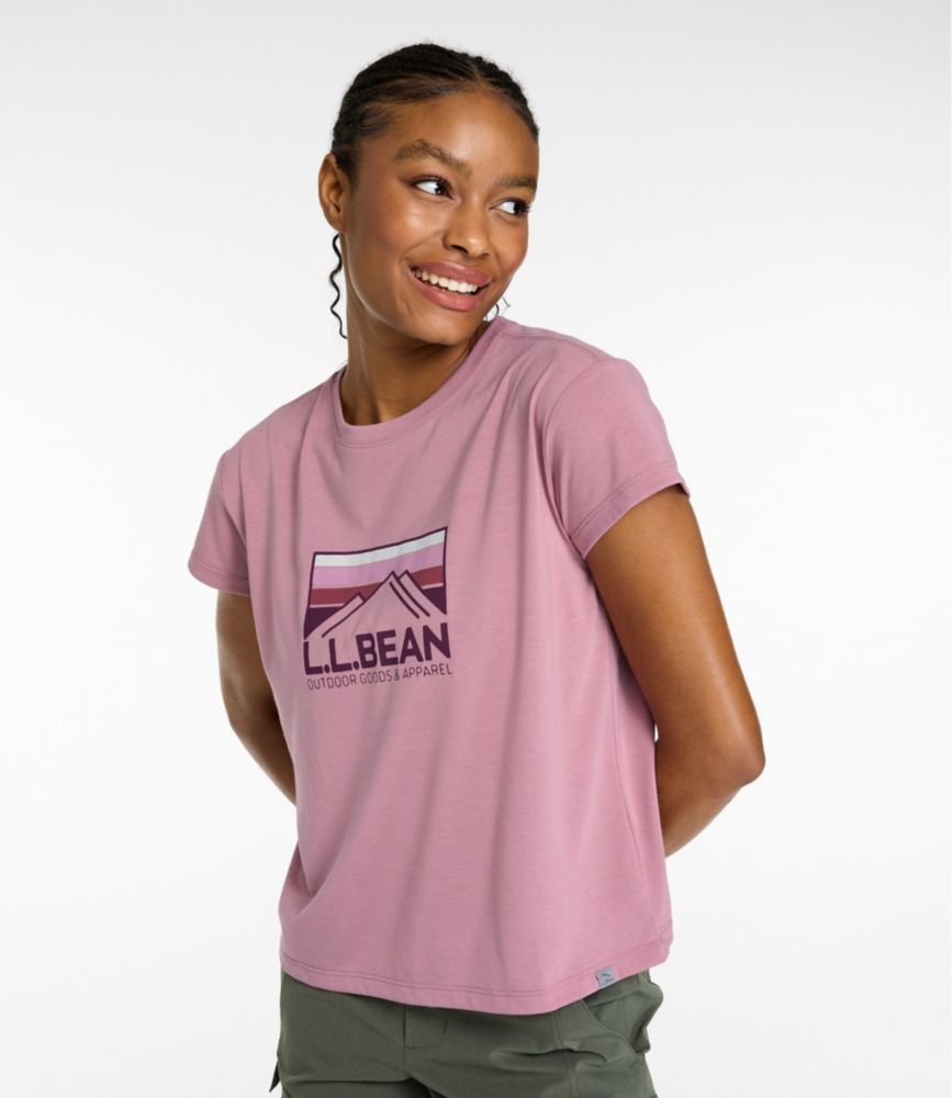 Women's Mountainside Crewneck Tee, Short-Sleeve Graphic - US 9225